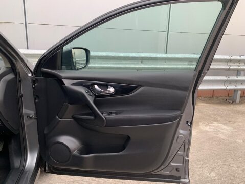 Nissan Qashqai 1.5 dCi Acenta Premium 2WD Euro 5 (s/s) 5dr 57