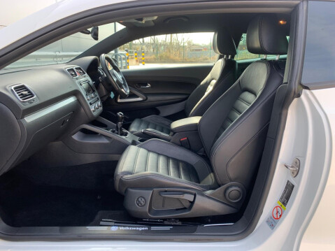 Volkswagen Scirocco 2.0 TSI GT Euro 5 3dr (Leather, Nav) 34