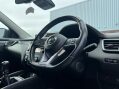 Nissan Qashqai 1.5 dCi N-Connecta Euro 6 (s/s) 5dr 23