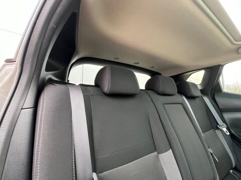 Nissan Qashqai 1.5 dCi N-Connecta Euro 6 (s/s) 5dr 27