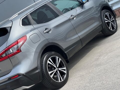 Nissan Qashqai 1.5 dCi N-Connecta Euro 6 (s/s) 5dr 20