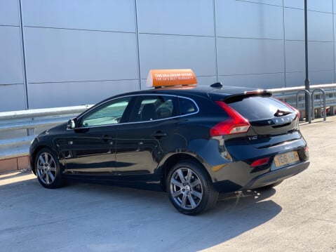Volvo V40 2.0 D2 Inscription Euro 6 (s/s) 5dr 12