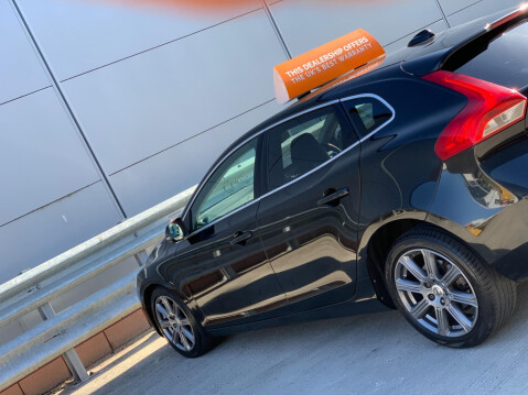 Volvo V40 2.0 D2 Inscription Euro 6 (s/s) 5dr 19