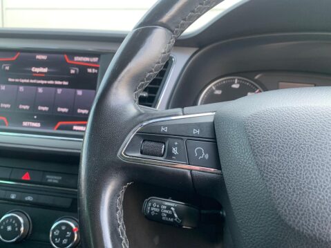 SEAT Leon 1.6 TDI SE Dynamic Technology ST Euro 6 (s/s) 5dr 35