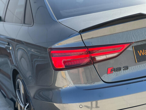 Audi RS3 2.5 TFSI S Tronic quattro Euro 6 (s/s) 4dr 9