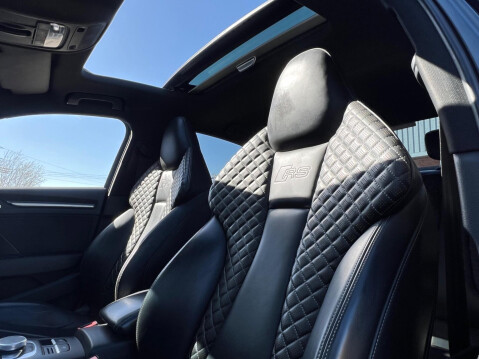 Audi RS3 2.5 TFSI S Tronic quattro Euro 6 (s/s) 4dr 21