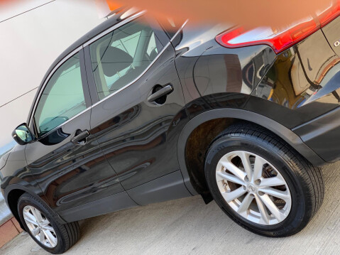 Nissan Qashqai 1.5 dCi Acenta 2WD Euro 6 (s/s) 5dr 25