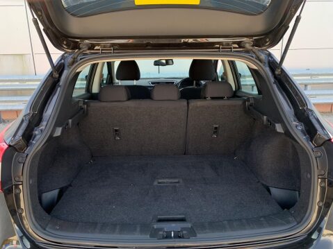 Nissan Qashqai 1.5 dCi Acenta 2WD Euro 6 (s/s) 5dr 29