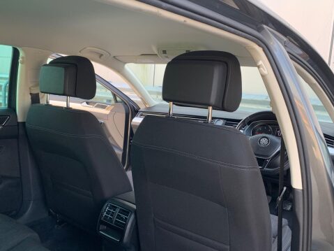 Volkswagen Passat 1.6 TDI SE Business Euro 6 (s/s) 5dr 56