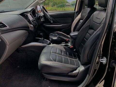 Mitsubishi L200 2.4 DI-D DC Barbarian SVP Auto 4WD Euro 6 4dr 60