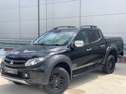 Mitsubishi L200 2.4 DI-D DC Barbarian SVP Auto 4WD Euro 6 4dr 3