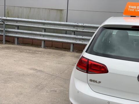 Volkswagen Golf 2.0 TDI BlueMotion Tech Match Euro 5 (s/s) 5dr 22
