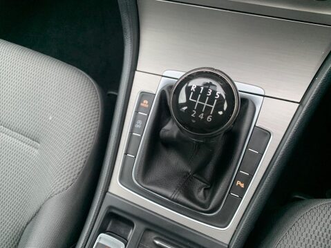 Volkswagen Golf 2.0 TDI BlueMotion Tech Match Euro 5 (s/s) 5dr 35