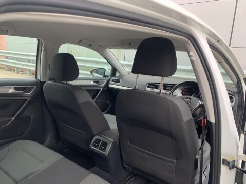Volkswagen Golf 2.0 TDI BlueMotion Tech Match Euro 5 (s/s) 5dr 46