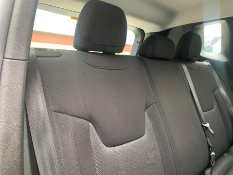 Jeep Renegade 1.6 E-TorQ Longitude Euro 6 (s/s) 5dr 38
