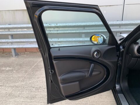 Mini Countryman 1.6 Cooper Euro 5 (s/s) 5dr 25