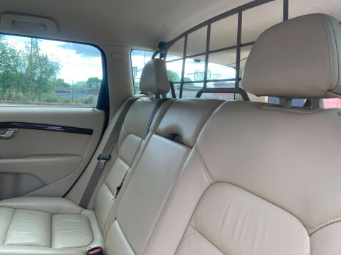 Volvo XC70 2.4 D5 SE Lux Geartronic AWD Euro 5 5dr 41