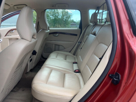Volvo XC70 2.4 D5 SE Lux Geartronic AWD Euro 5 5dr 45