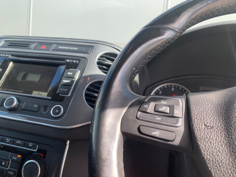 Volkswagen Tiguan 2.0 TDI BlueMotion Tech Match 2WD Euro 5 (s/s) 5dr 31