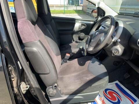 Toyota Aygo 1.0 VVT-i Ice Euro 5 5dr 28
