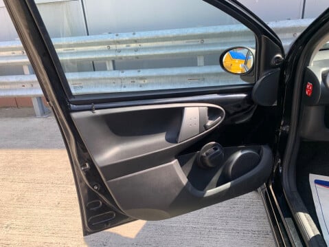 Toyota Aygo 1.0 VVT-i Ice Euro 5 5dr 51