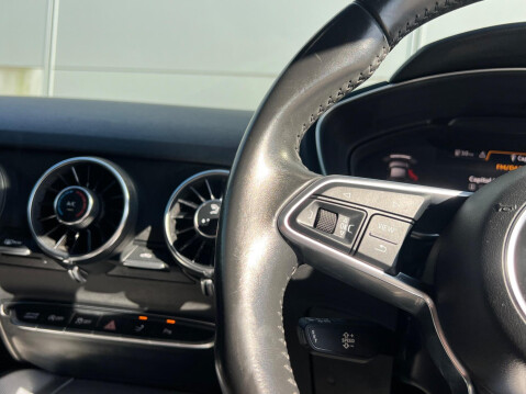 Audi TT 2.0 TDI ultra Sport Euro 6 (s/s) 3dr 40