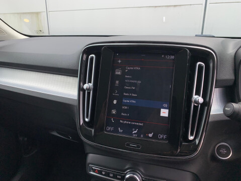 Volvo XC40 2.0 D3 Momentum Pro Euro 6 (s/s) 5dr 40