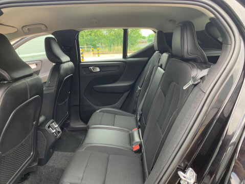 Volvo XC40 2.0 D3 Momentum Pro Euro 6 (s/s) 5dr 51