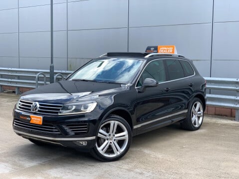Volkswagen Touareg 3.0 TDI V6 R-Line Plus Tiptronic 4WD Euro 6 (s/s) 5dr 3