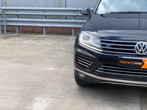 Volkswagen Touareg 3.0 TDI V6 R-Line Plus Tiptronic 4WD Euro 6 (s/s) 5dr 14