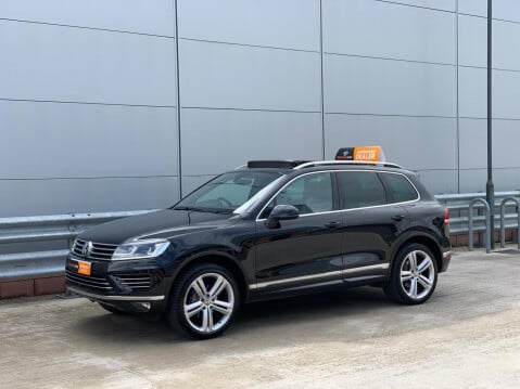 Volkswagen Touareg 3.0 TDI V6 R-Line Plus Tiptronic 4WD Euro 6 (s/s) 5dr 18