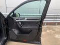Volkswagen Touareg 3.0 TDI V6 R-Line Plus Tiptronic 4WD Euro 6 (s/s) 5dr 33