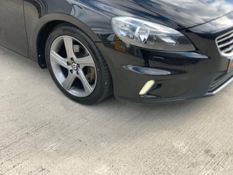 Volvo V40 2.0 D2 R-Design Euro 6 (s/s) 5dr 5