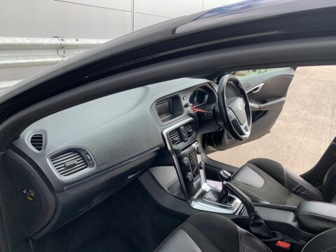 Volvo V40 2.0 D2 R-Design Euro 6 (s/s) 5dr 28