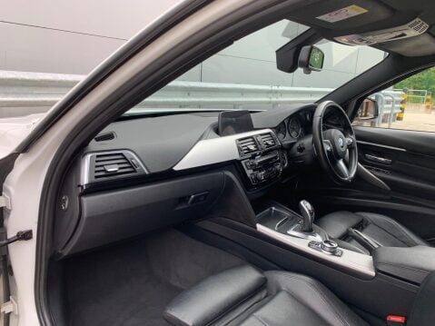 BMW 3 Series 2.0 320d M Sport Shadow Edition Auto Euro 6 (s/s) 4dr 42