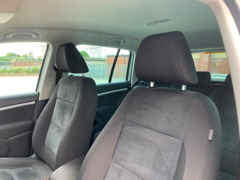 Volkswagen Tiguan 2.0 TDI BlueMotion Tech Match Edition 2WD Euro 6 (s/s) 5dr 42