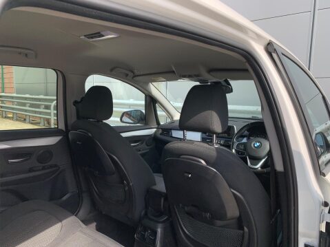 BMW 2 Series 1.5 216d SE Euro 6 (s/s) 5dr 43