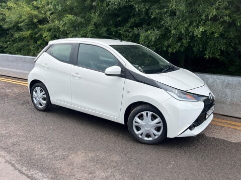 Toyota Aygo 1.0 VVT-i x-play Euro 6 5dr 1