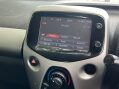 Toyota Aygo 1.0 VVT-i x-play Euro 6 5dr 4