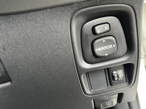 Toyota Aygo 1.0 VVT-i x-play Euro 6 5dr 7