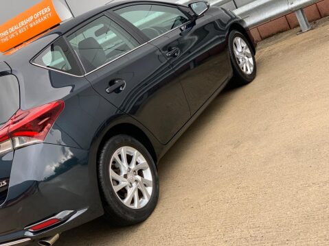 Toyota Auris 1.2 VVT-i Icon Euro 6 (s/s) 5dr 19