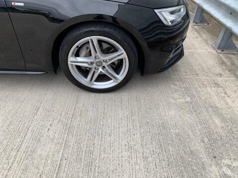 Audi A4 2.0 TDI ultra S line Euro 6 (s/s) 4dr 12
