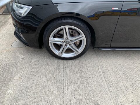 Audi A4 2.0 TDI ultra S line Euro 6 (s/s) 4dr 13