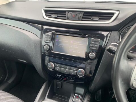 Nissan Qashqai 1.5 dCi n-tec+ 2WD Euro 6 (s/s) 5dr 39