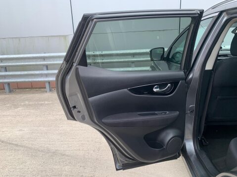 Nissan Qashqai 1.5 dCi n-tec+ 2WD Euro 6 (s/s) 5dr 45