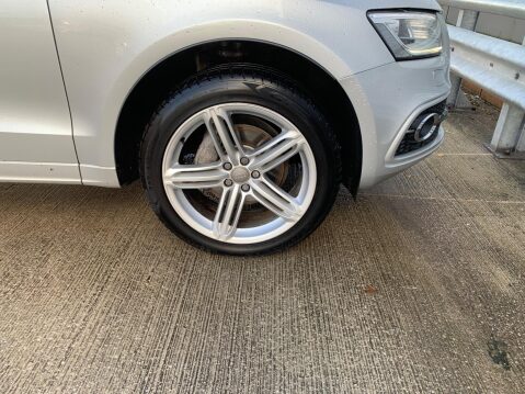 Audi Q5 2.0 TDI S line Plus quattro Euro 5 (s/s) 5dr 14
