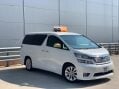 Toyota Vellfire AUTO 1