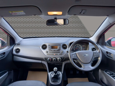 Hyundai i10 1.0 I10 SE 5dr - NATIONAL DELIVERY* 33