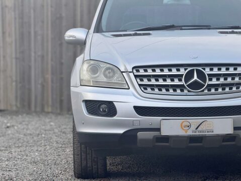 Mercedes-Benz M Class 5.0 ML 500 Sport Automatic 4WD LPG Converted 5dr - NATIONAL DELIVERY* 38