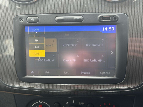 Dacia Sandero 1.5 Sandero Stepway Laureate dCi 5dr - NATIONAL DELIVERY* 46